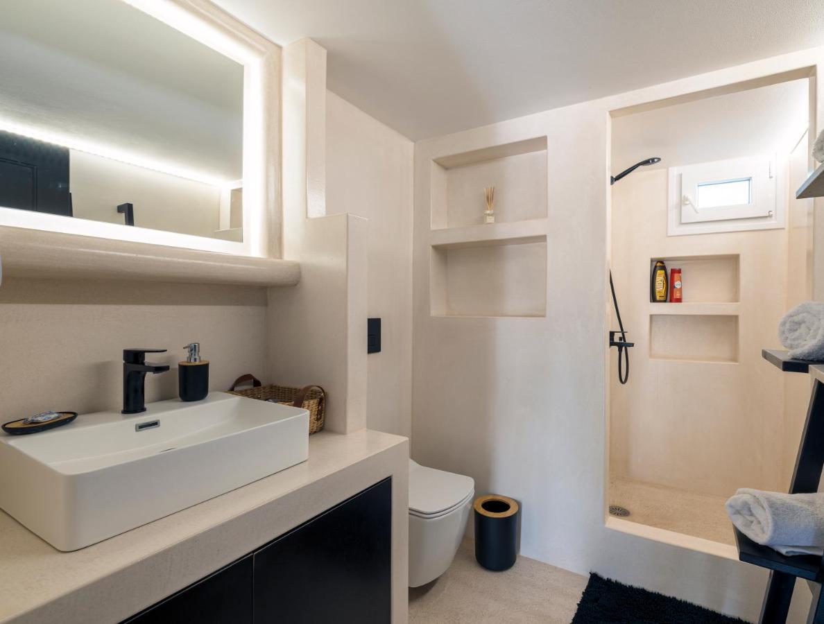 Black And White Apartment Pollonia Zewnętrze zdjęcie